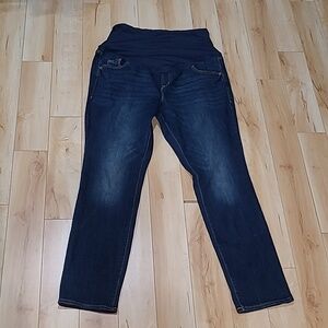 Old Navy women's size 16 maternity skinny blue jeans